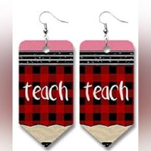 Leather Earrings Lightweight Leaf Dangle Teardrop Earrings